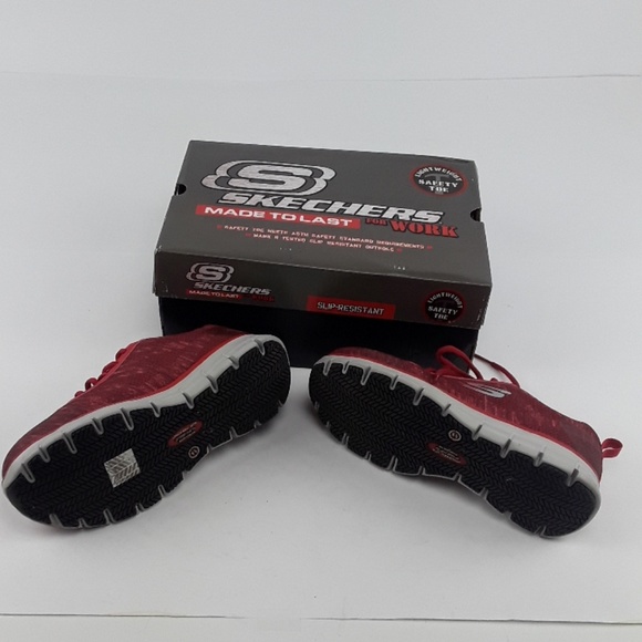 Skechers light weight safety toe work shoes - Picture 2 of 5